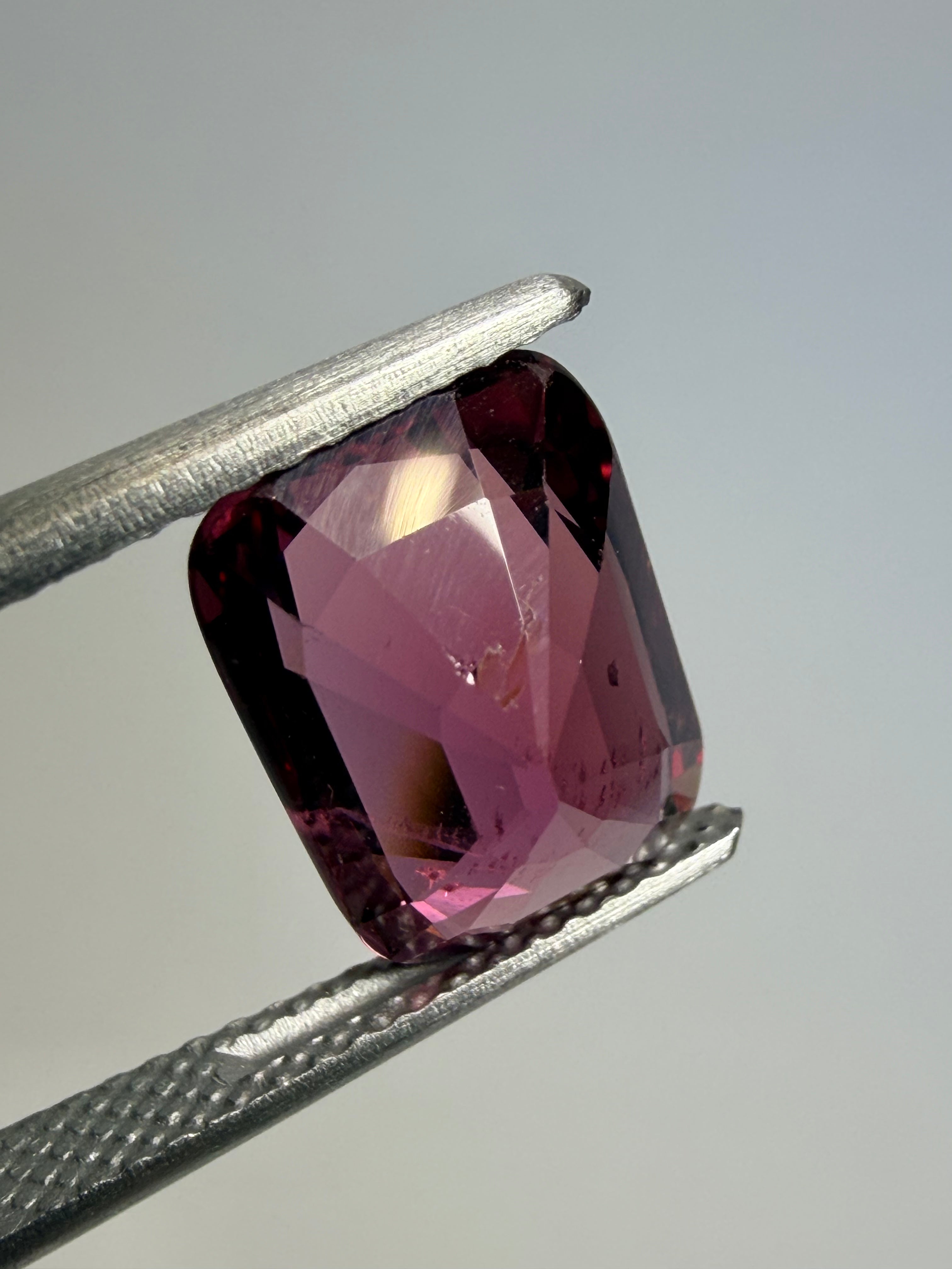 Pink Purple Spinel 4.31ct