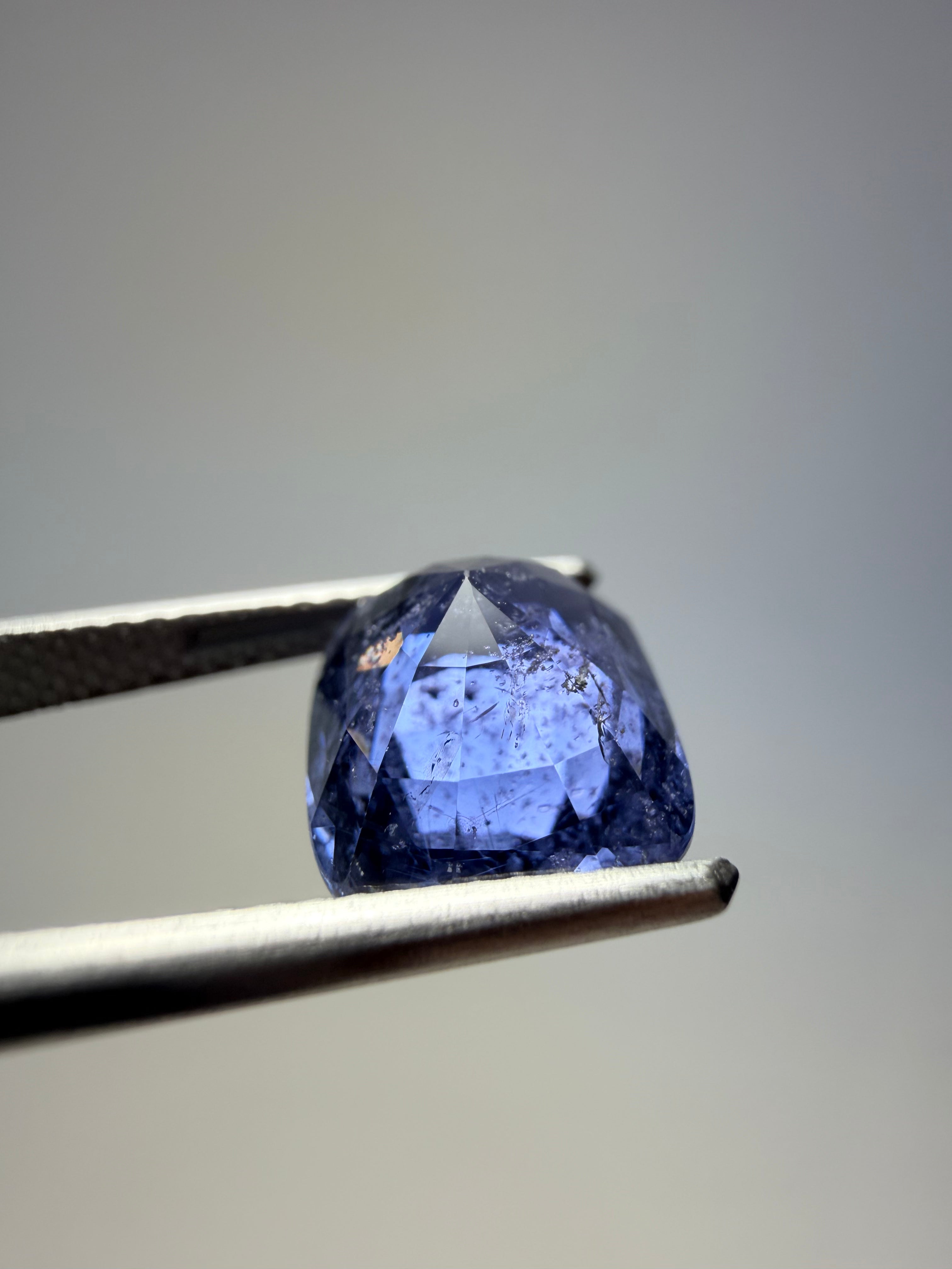 Blue Spinel 4.10ct