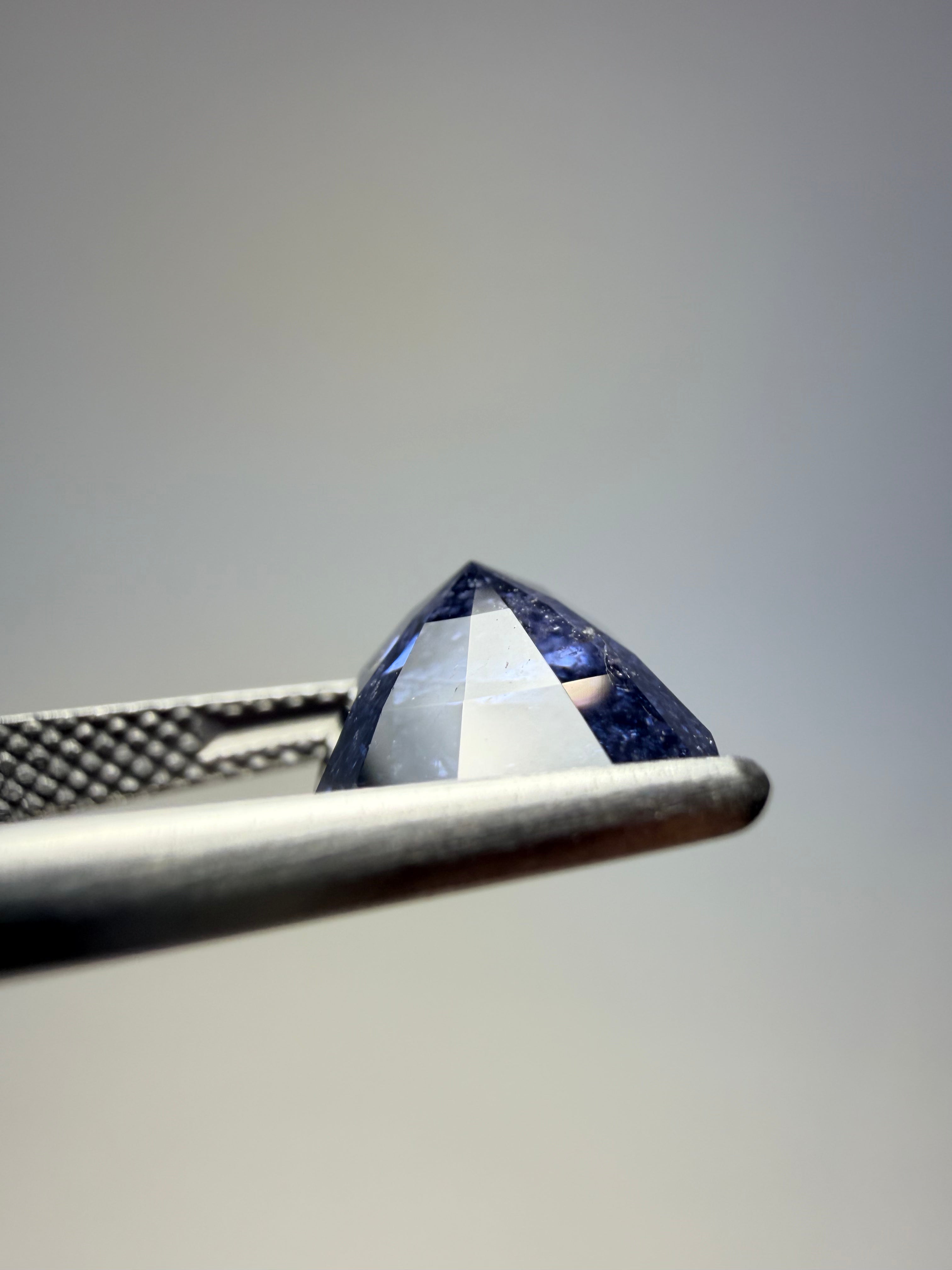 Blue Spinel 4.10ct