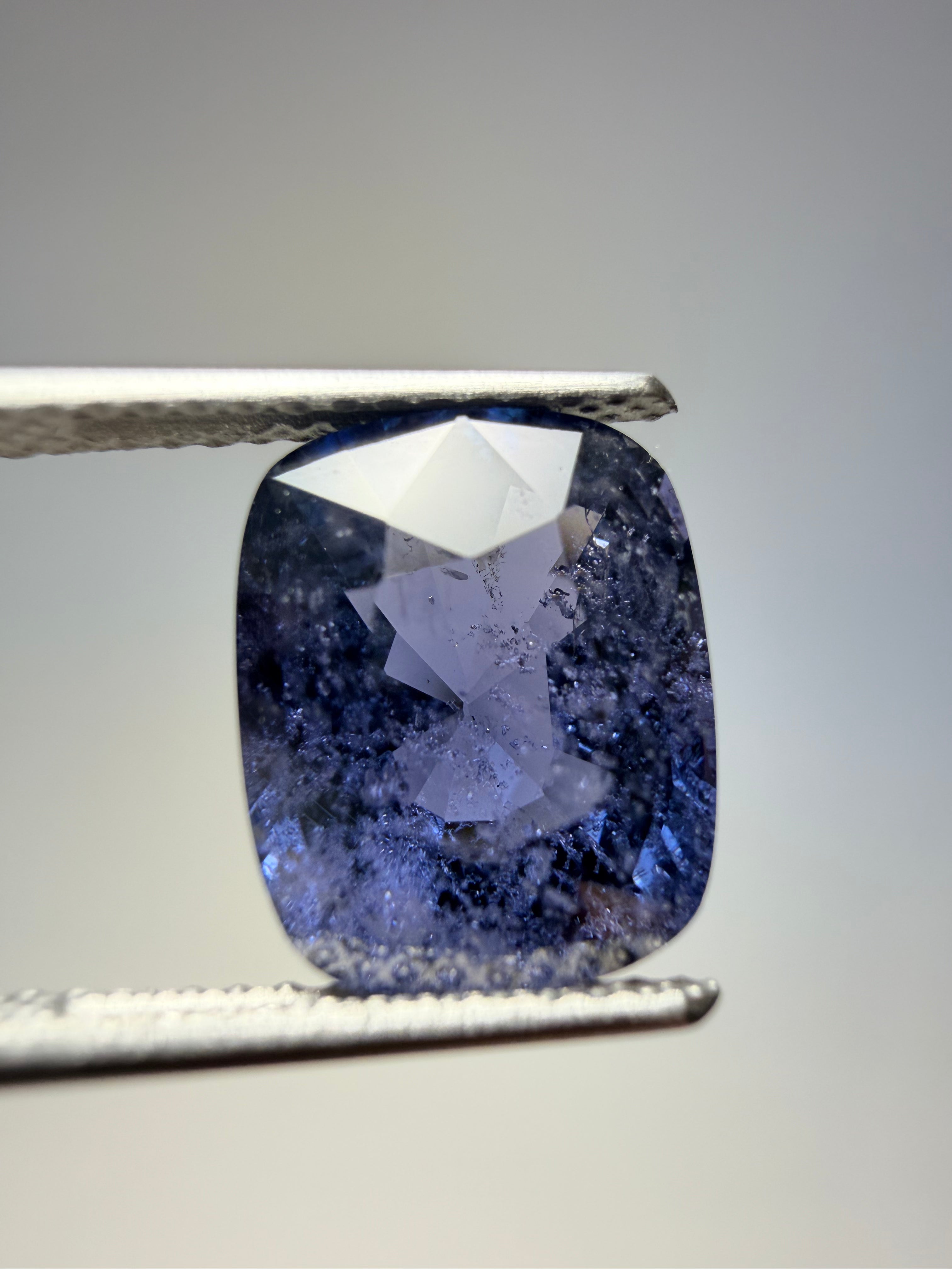 Blue Spinel 4.10ct