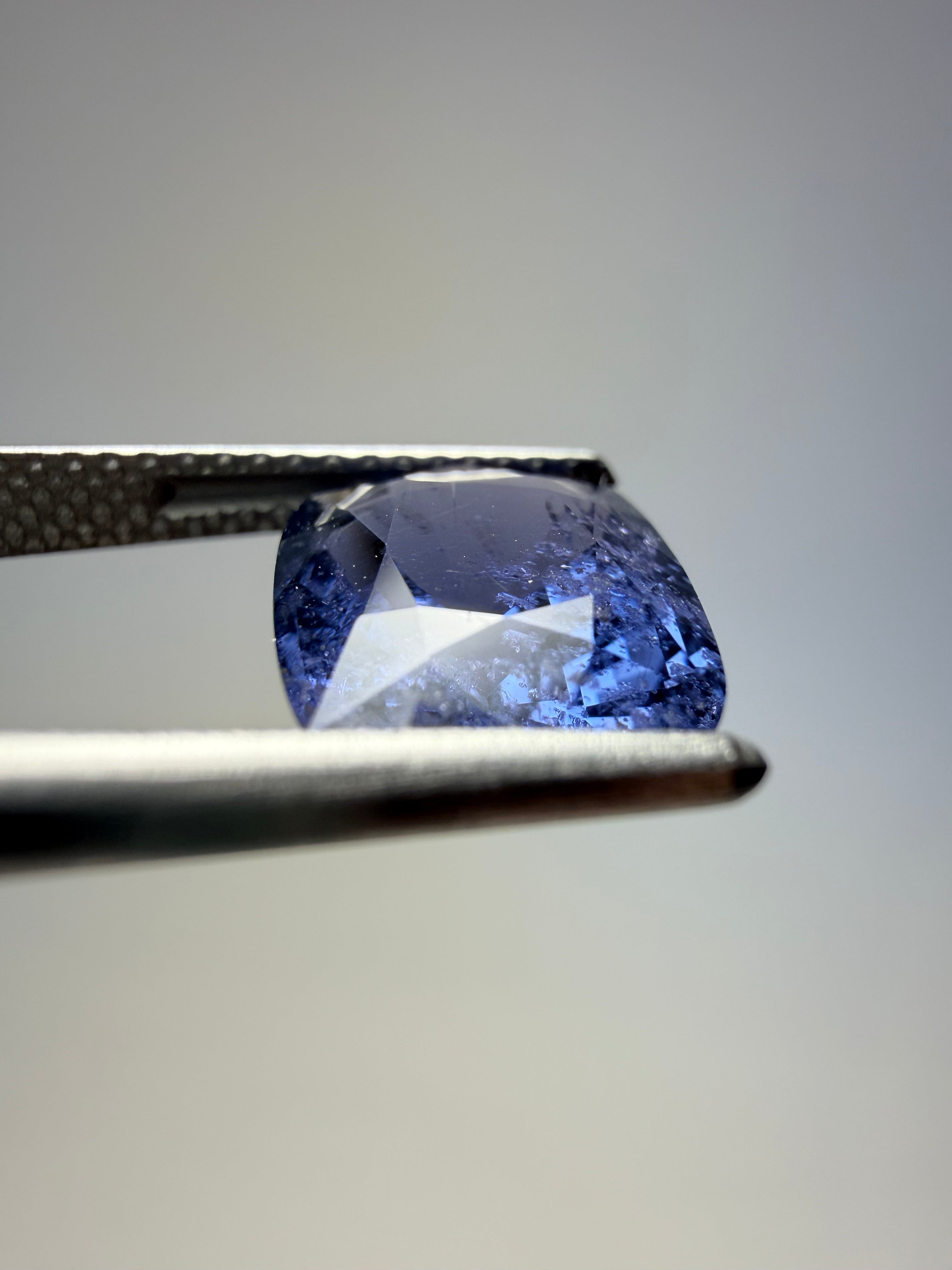 Blue Spinel 4.10ct
