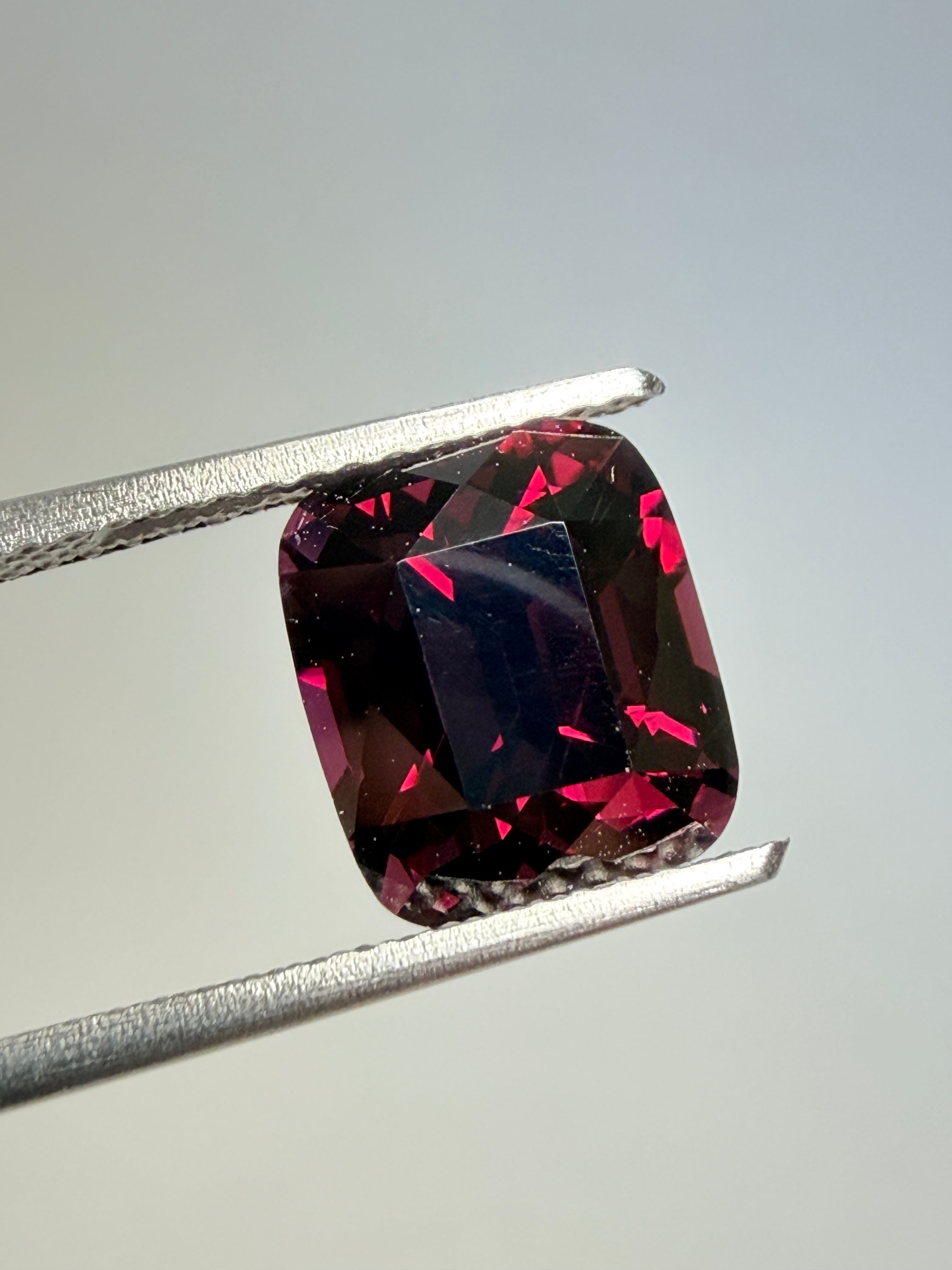 Vietnamese Purple Spinel 4.67ct