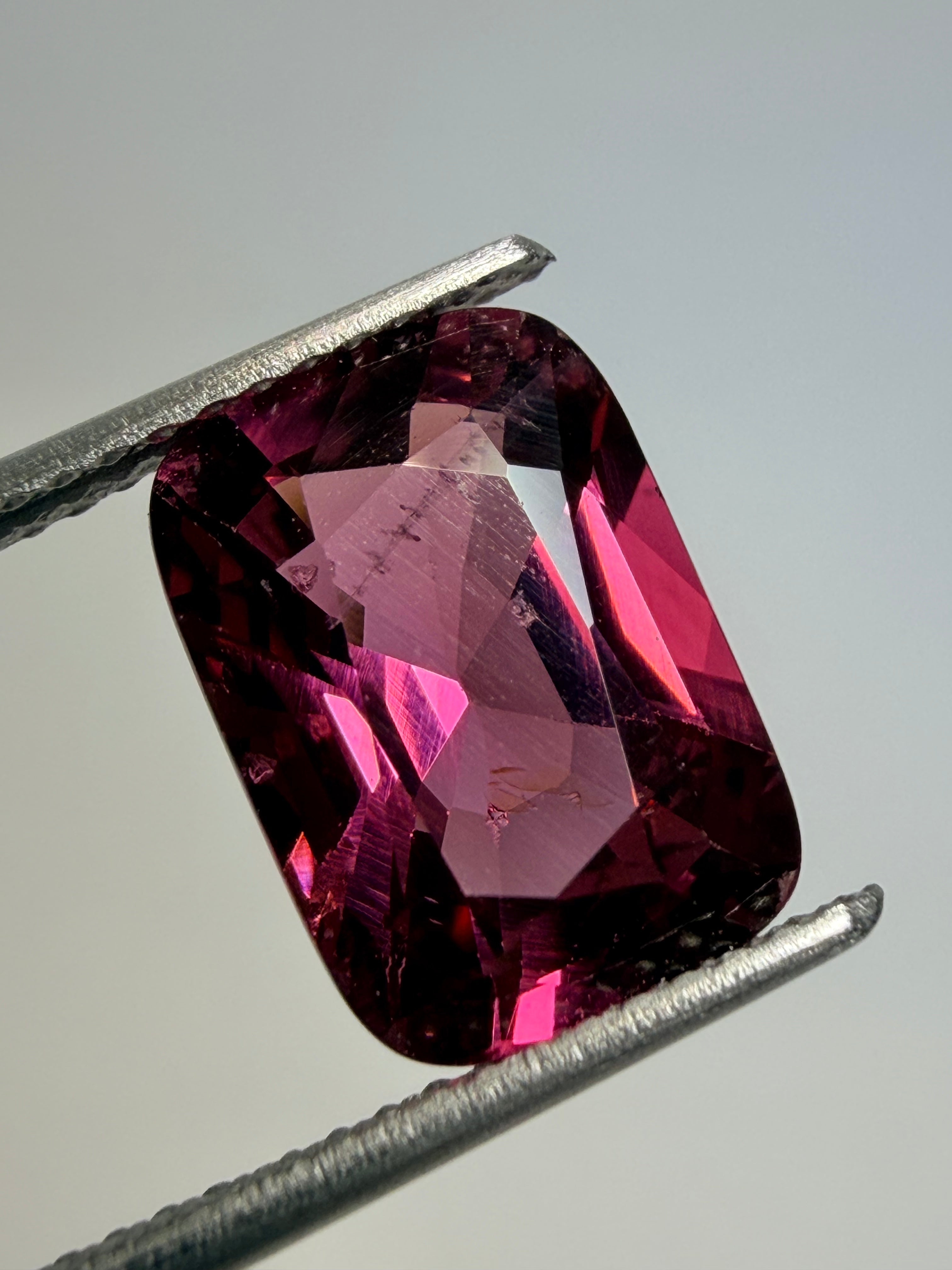 Pink Purple Spinel 4.31ct