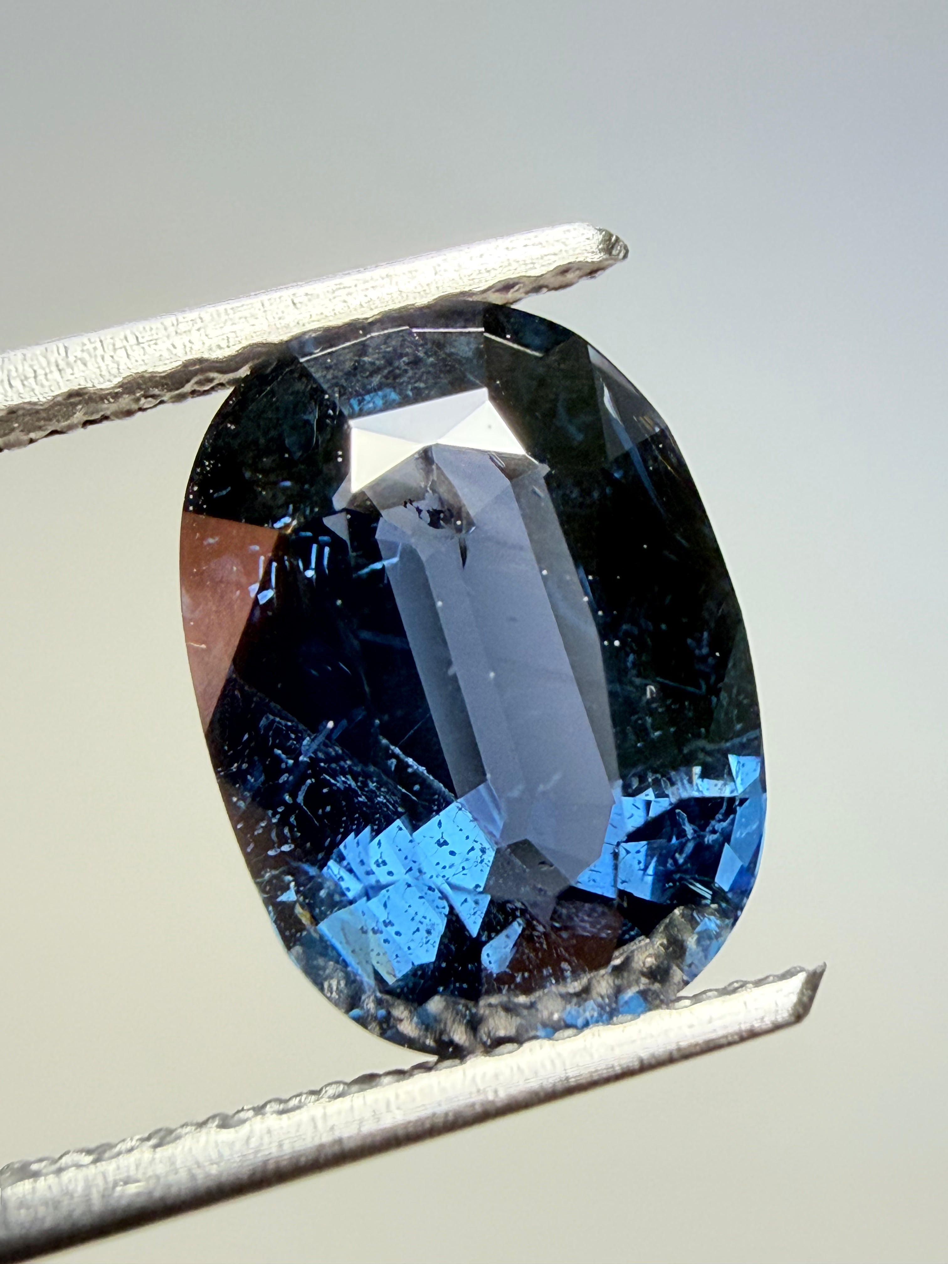 Blue Spinel 3.56ct