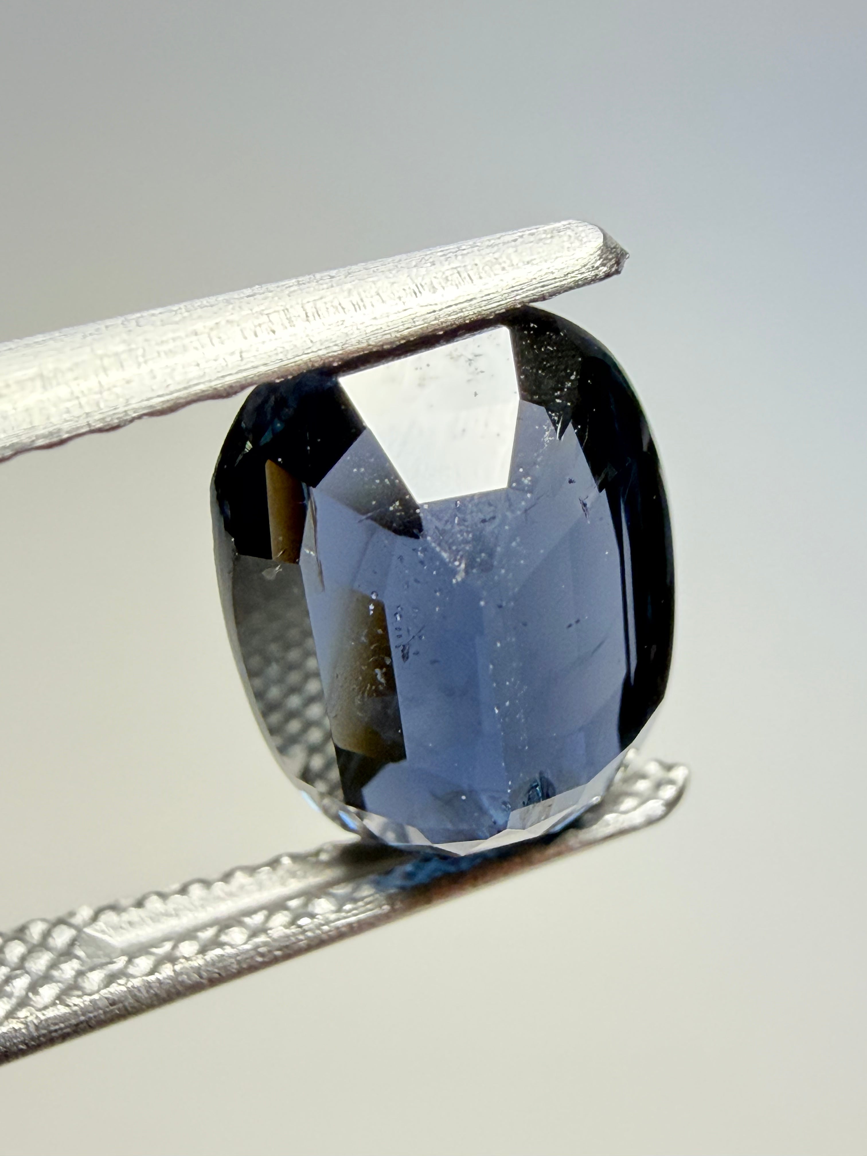 Blue Spinel 3.56ct