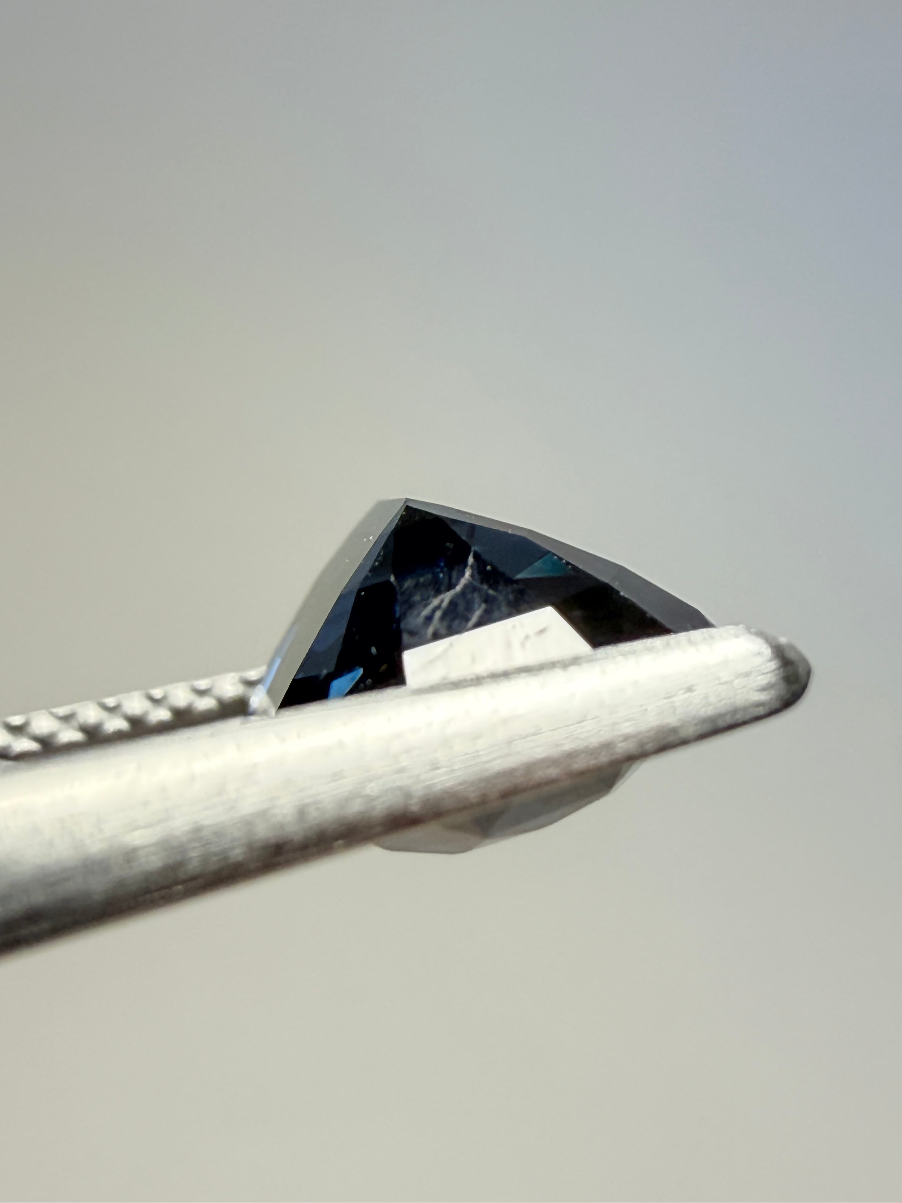 Blue Spinel 3.56ct