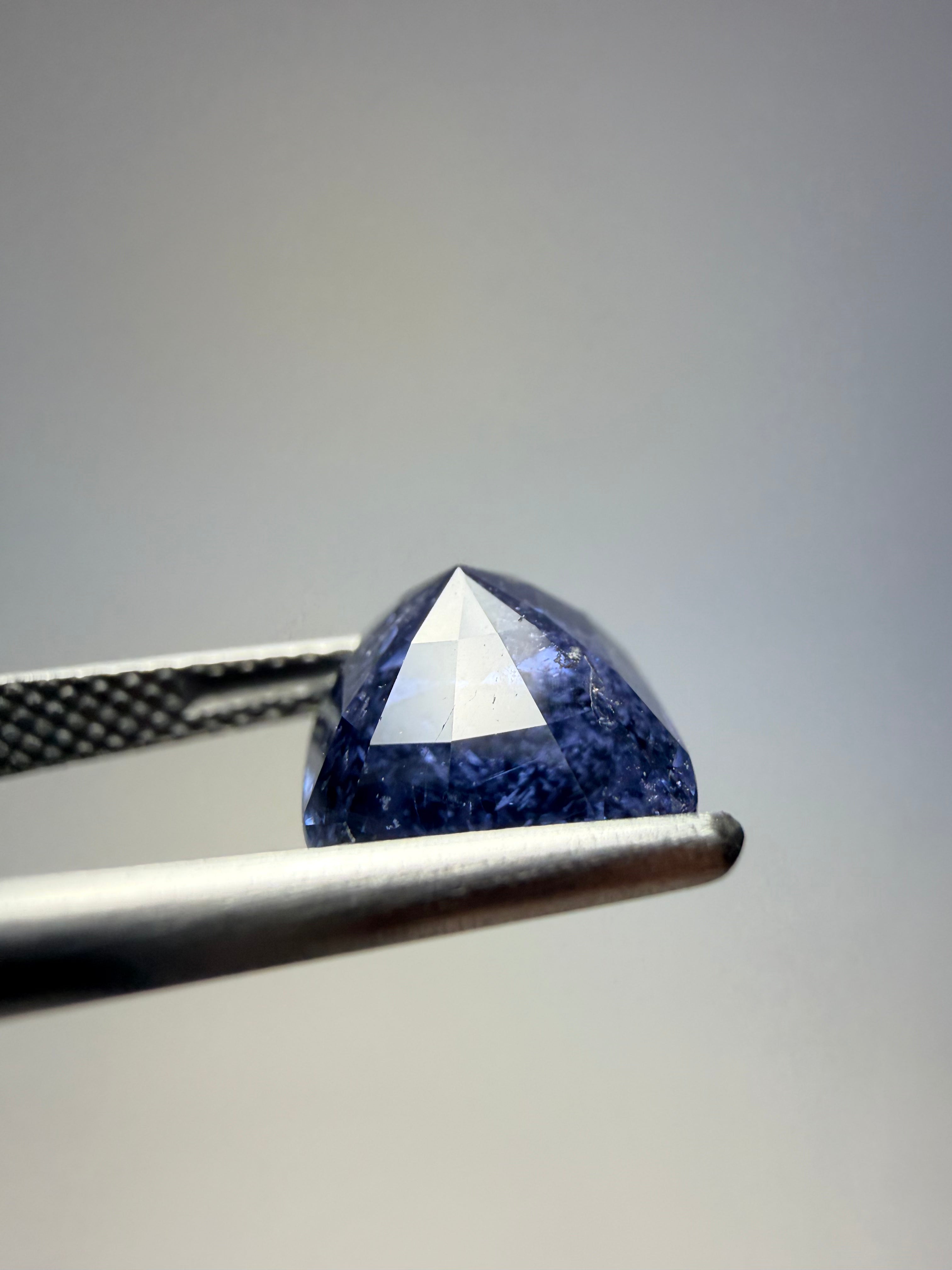 Blue Spinel 4.10ct