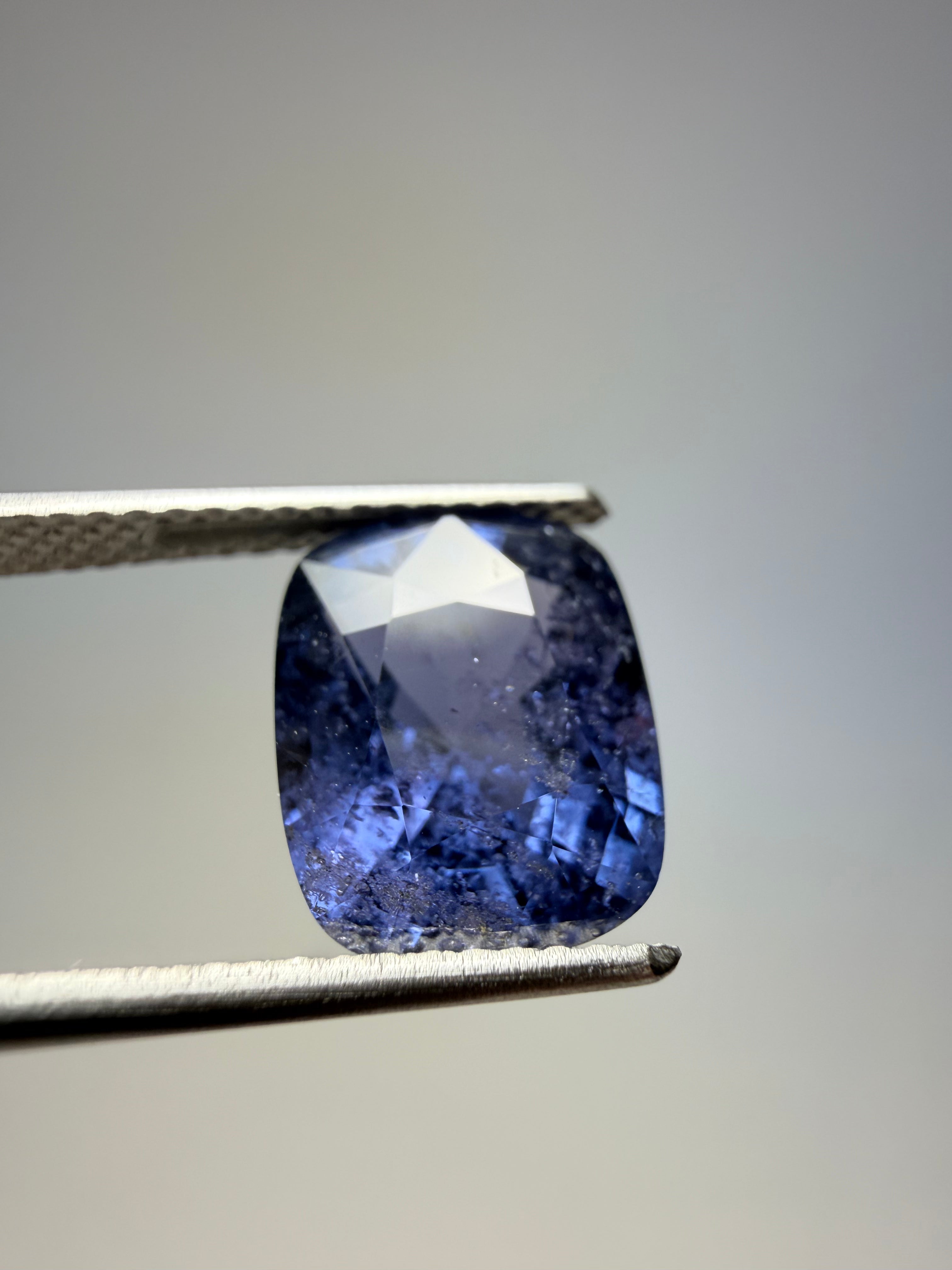 Blue Spinel 4.10ct