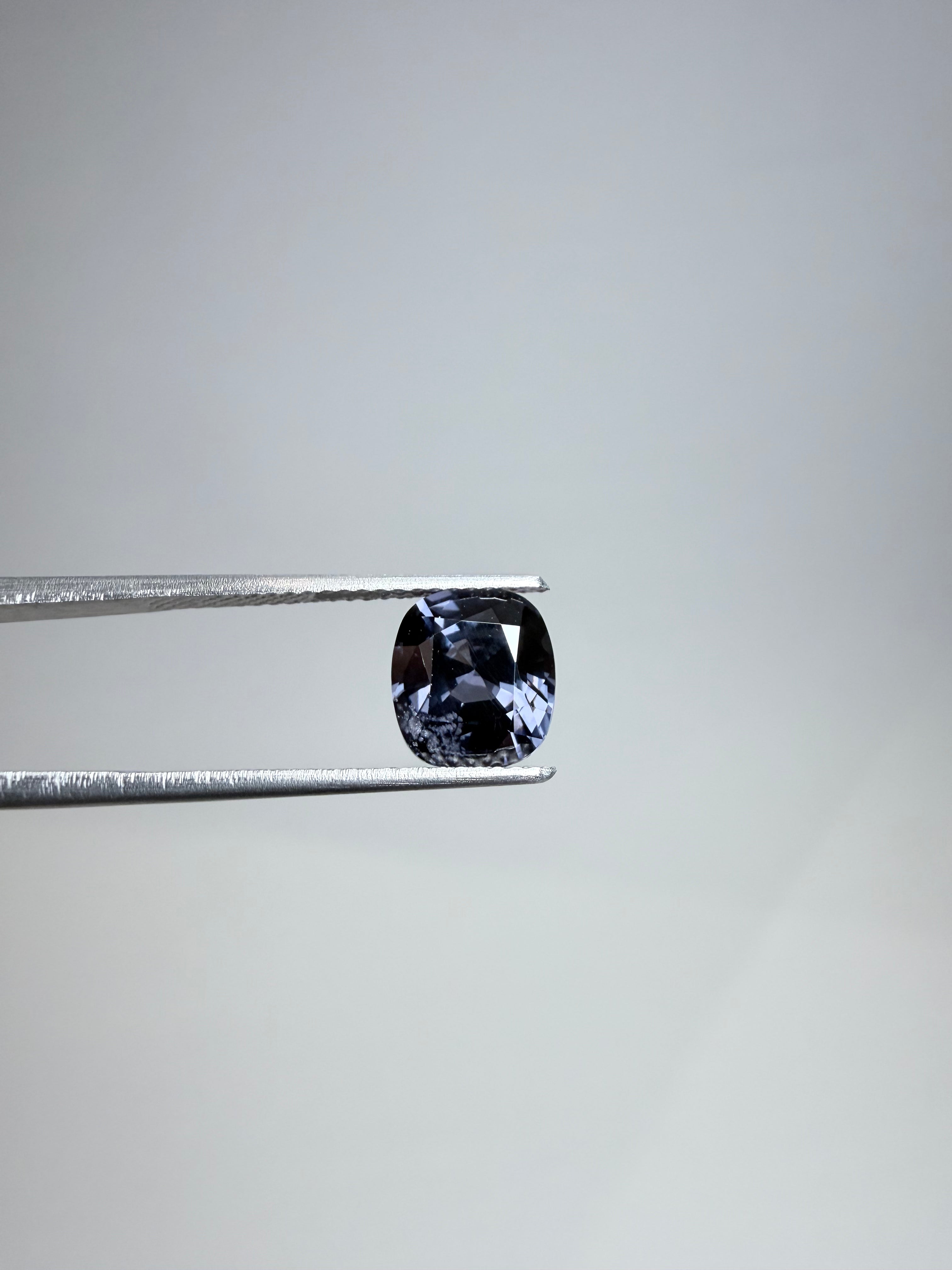 2.65 ct Blue-Grey Spinel from Lục Yên 🇻🇳